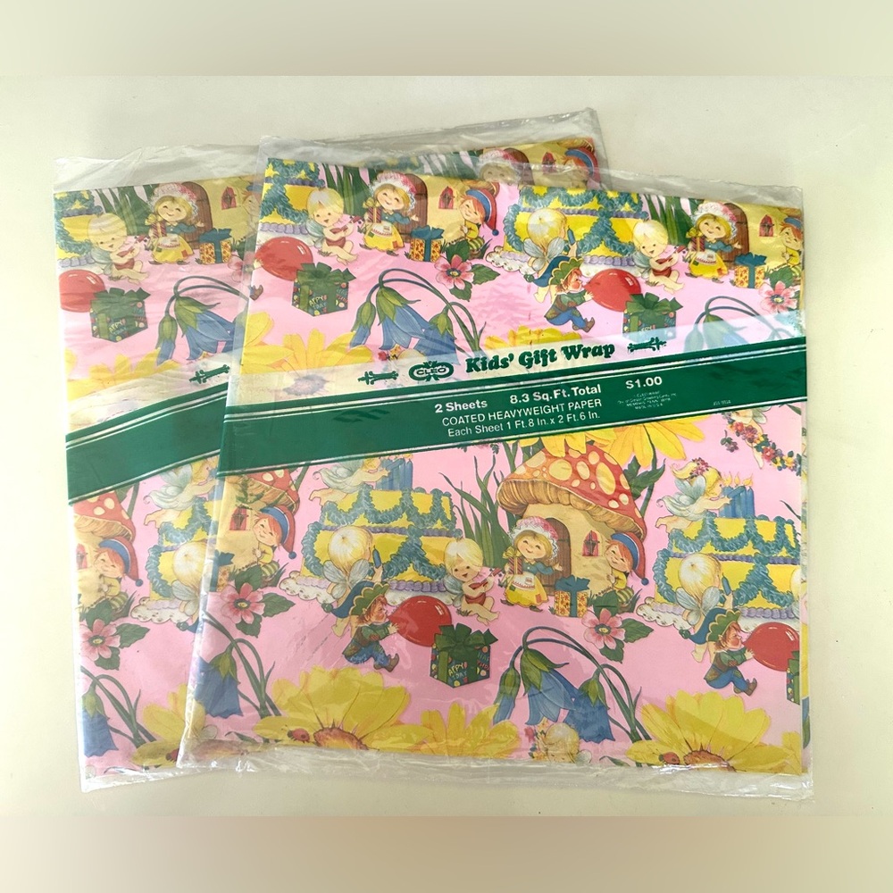 NWT NIB NEW CLEO Gift Wrap Wrapping Paper Set of 2 Kitschy Cute 1980s RARE HTF